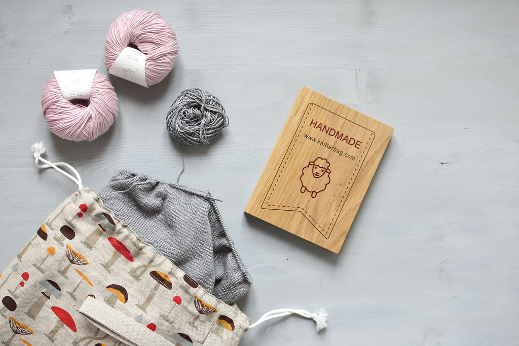 Poppy Large Drawstring Knitting Project Bag. Summer Flowers collection. Special KnitterBag design.