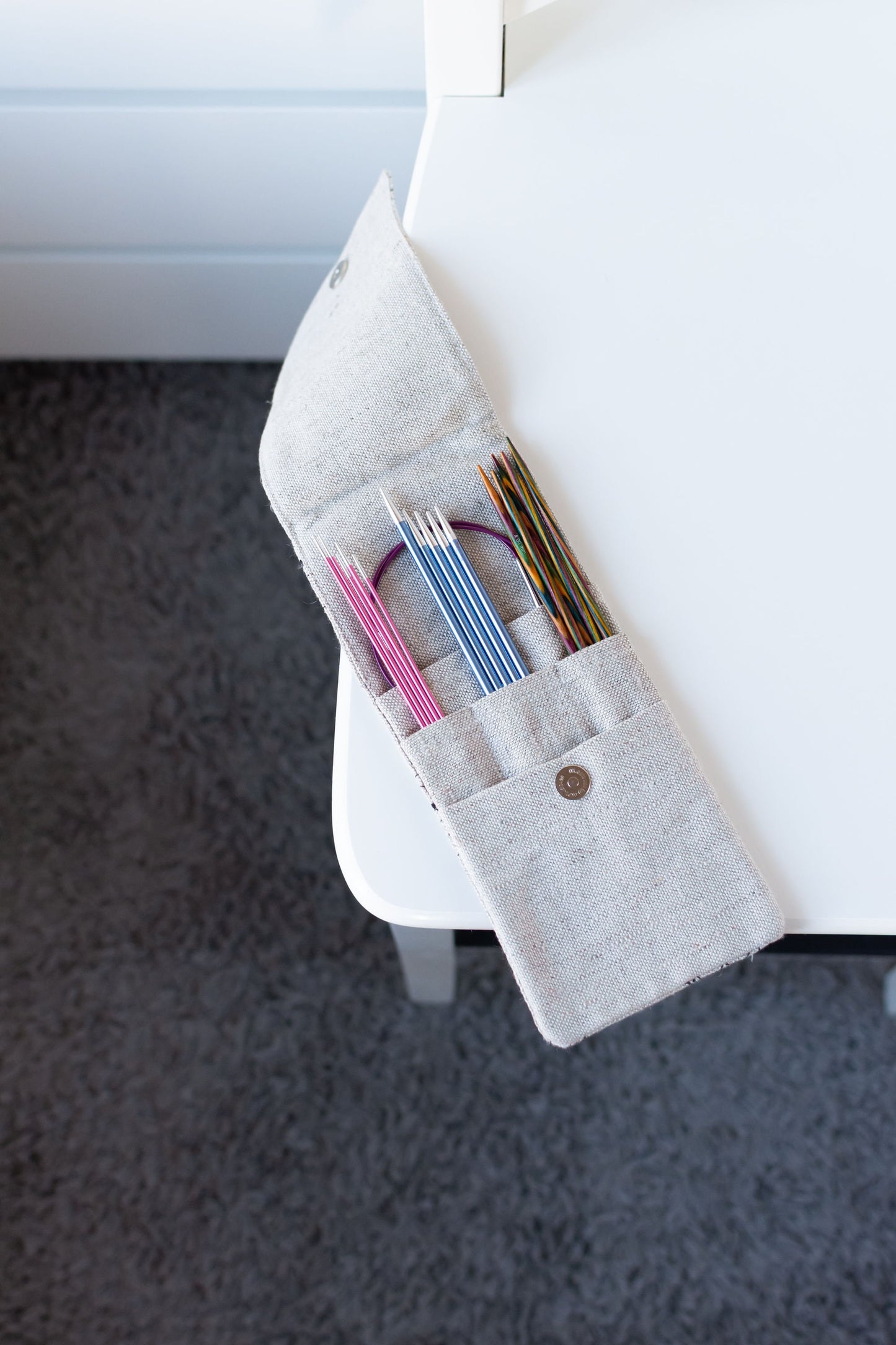 Needle Case. size: 4" x 9,2" (or 4" x 11"). Needles, Crochets and Hooks Case. Lavenderprint