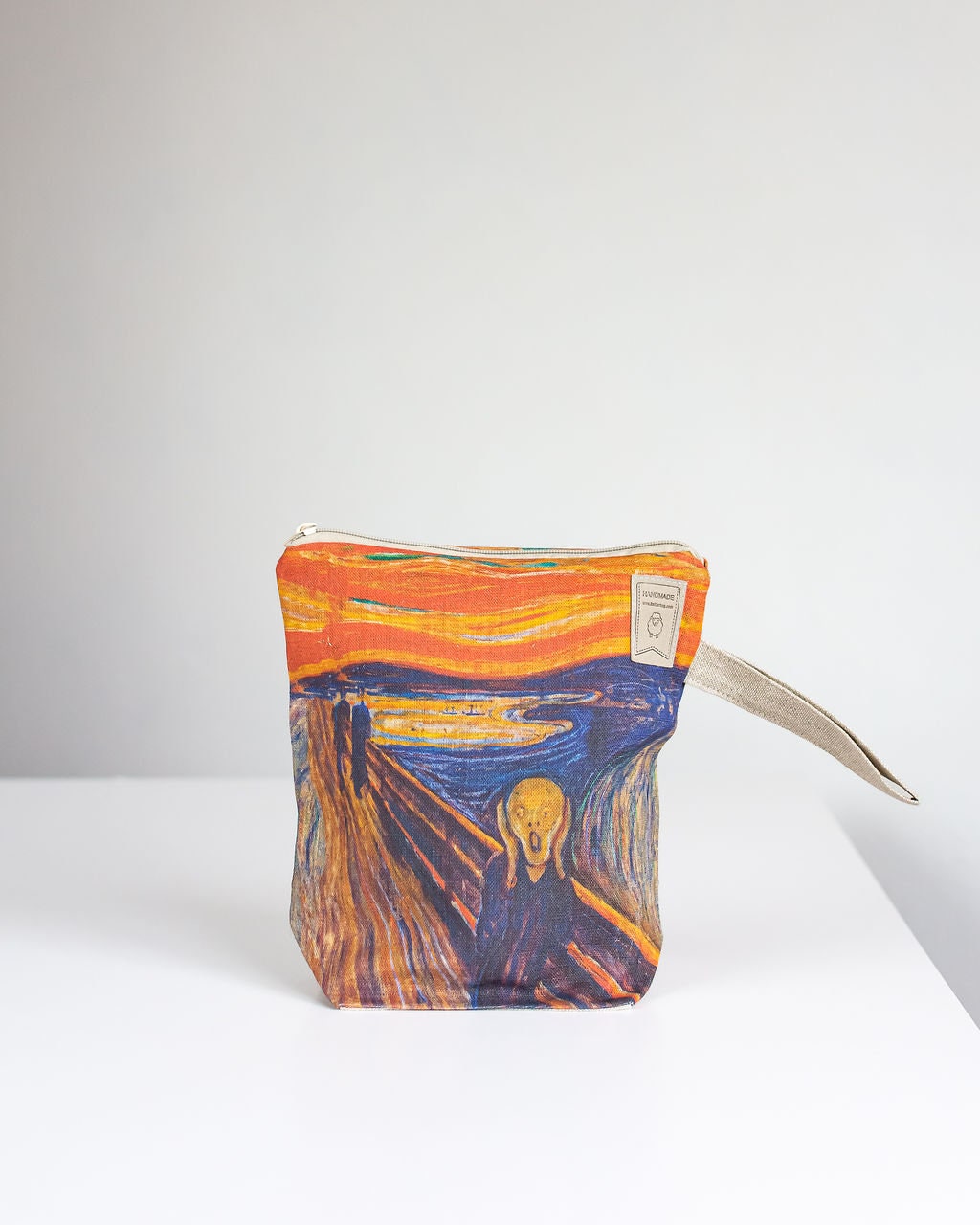 Project bag. Work in progress Project Bag with zipper. Yarn organizer. Bag inspired by Edvard Munch "The Scream"
