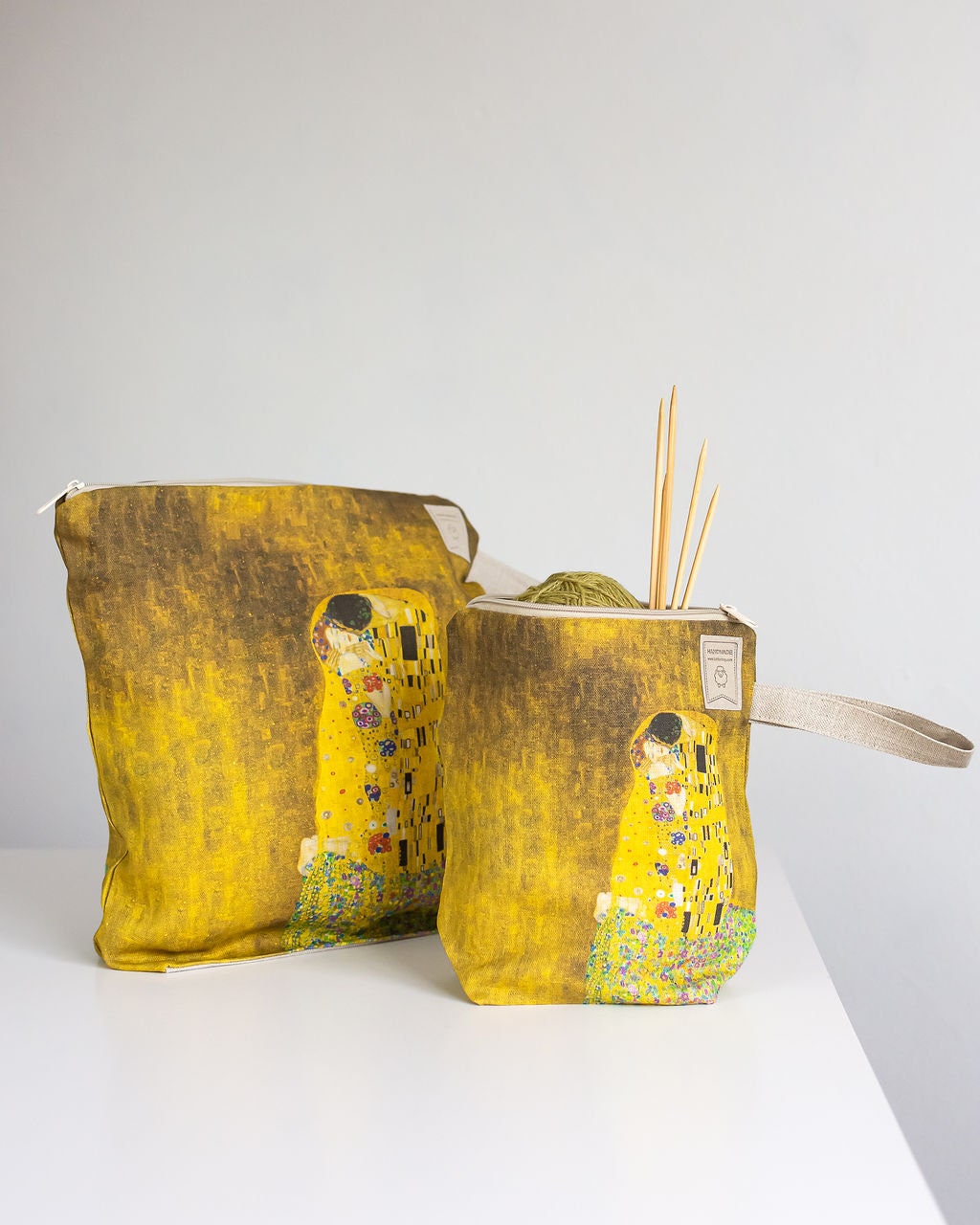 Project bag. Work in progress Project Bag with zipper. Yarn organizer. Bag inspired by Gustav Klimt "The Kiss".