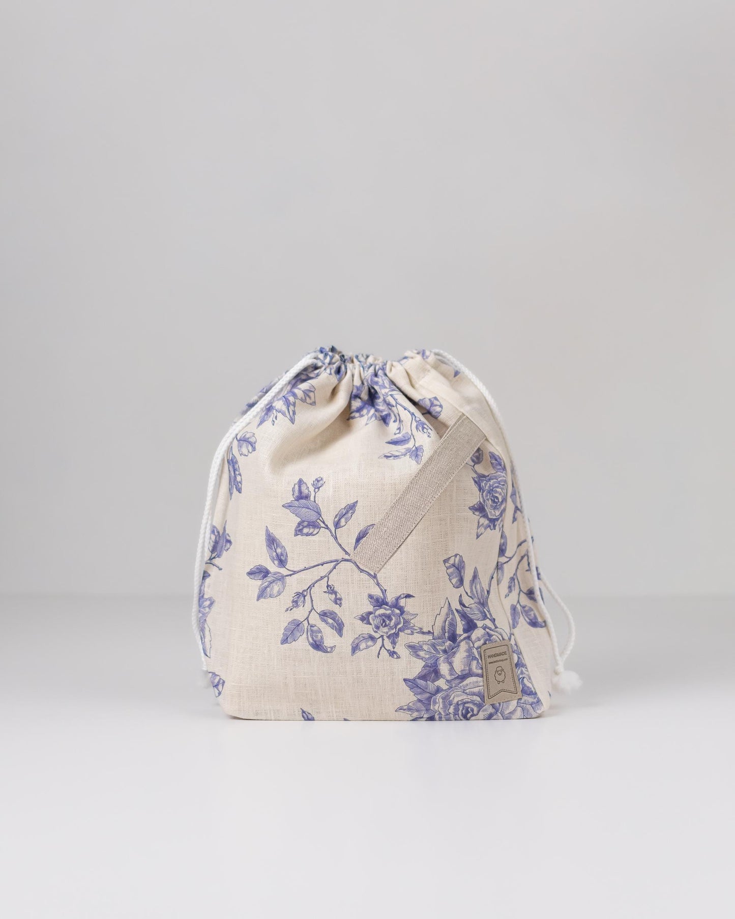 Project bags. Set of 2 Knitter Project Bags. Large and Small. Blue roses collection in Toile de Jouy style.