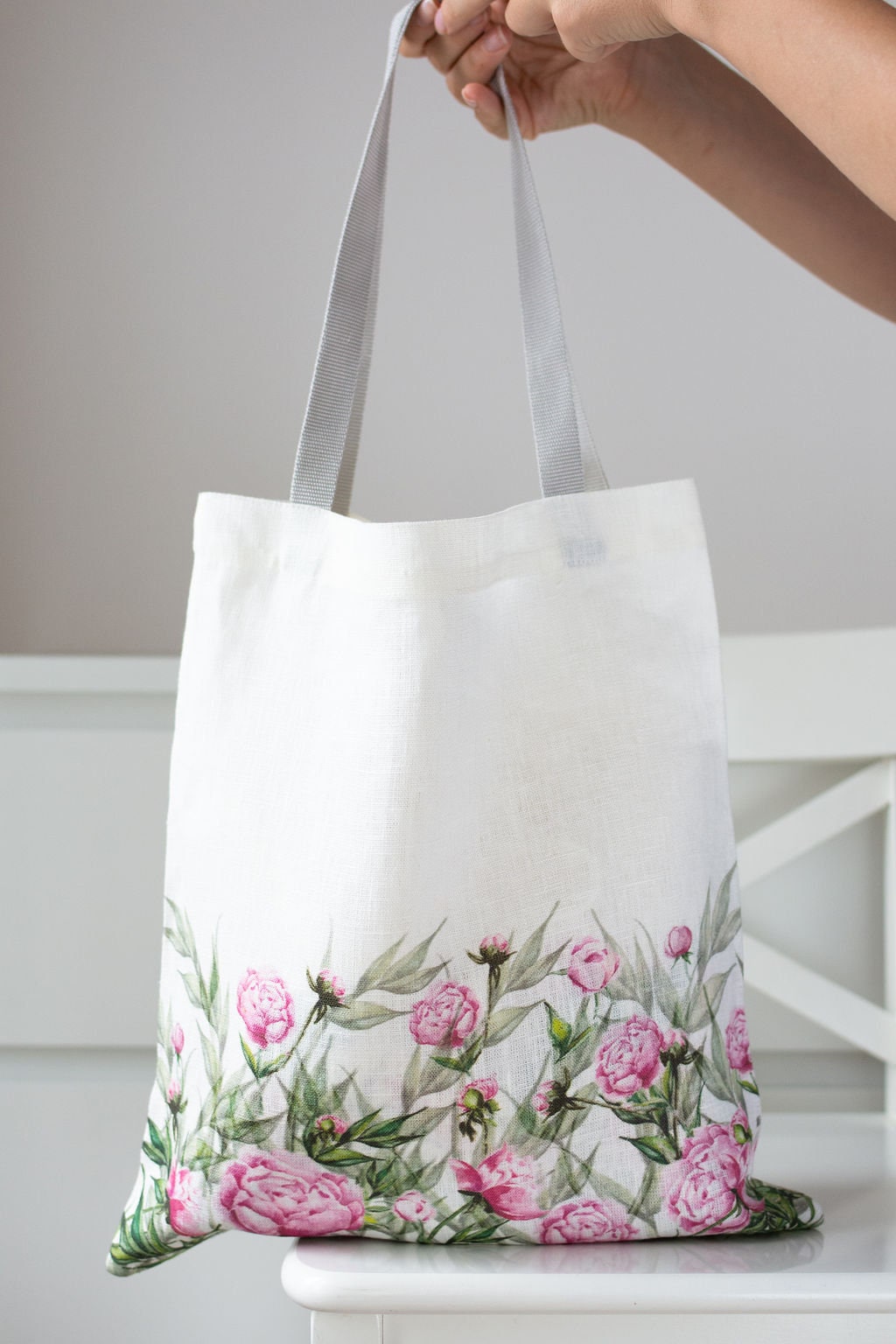 Linen tote bag with Peony print