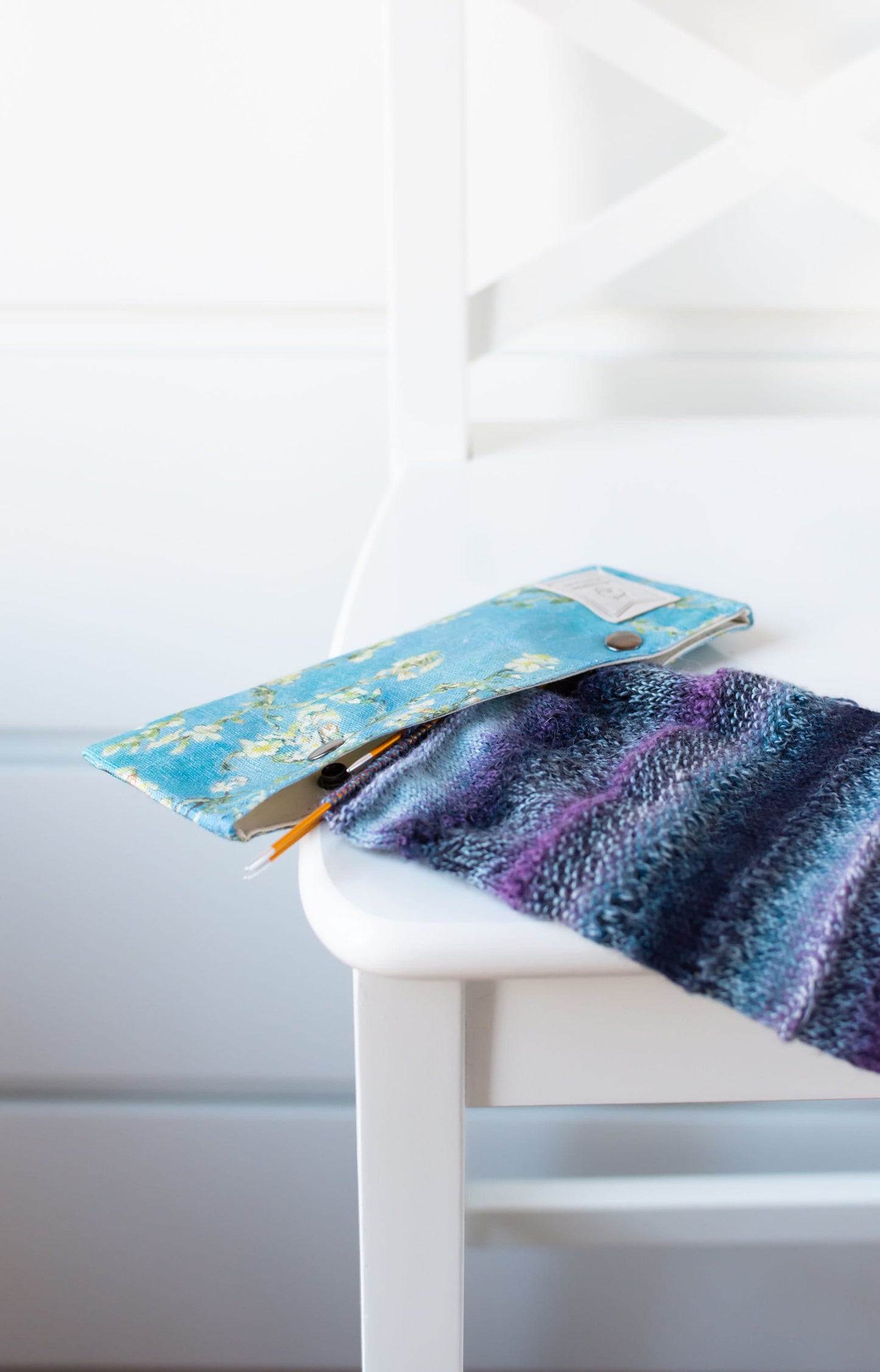 Vincent van Gogh, Linen DPN Cozy case, needle case, Knitting needle case, Needle cozy, Vincent van Gogh, Almond Blossom,