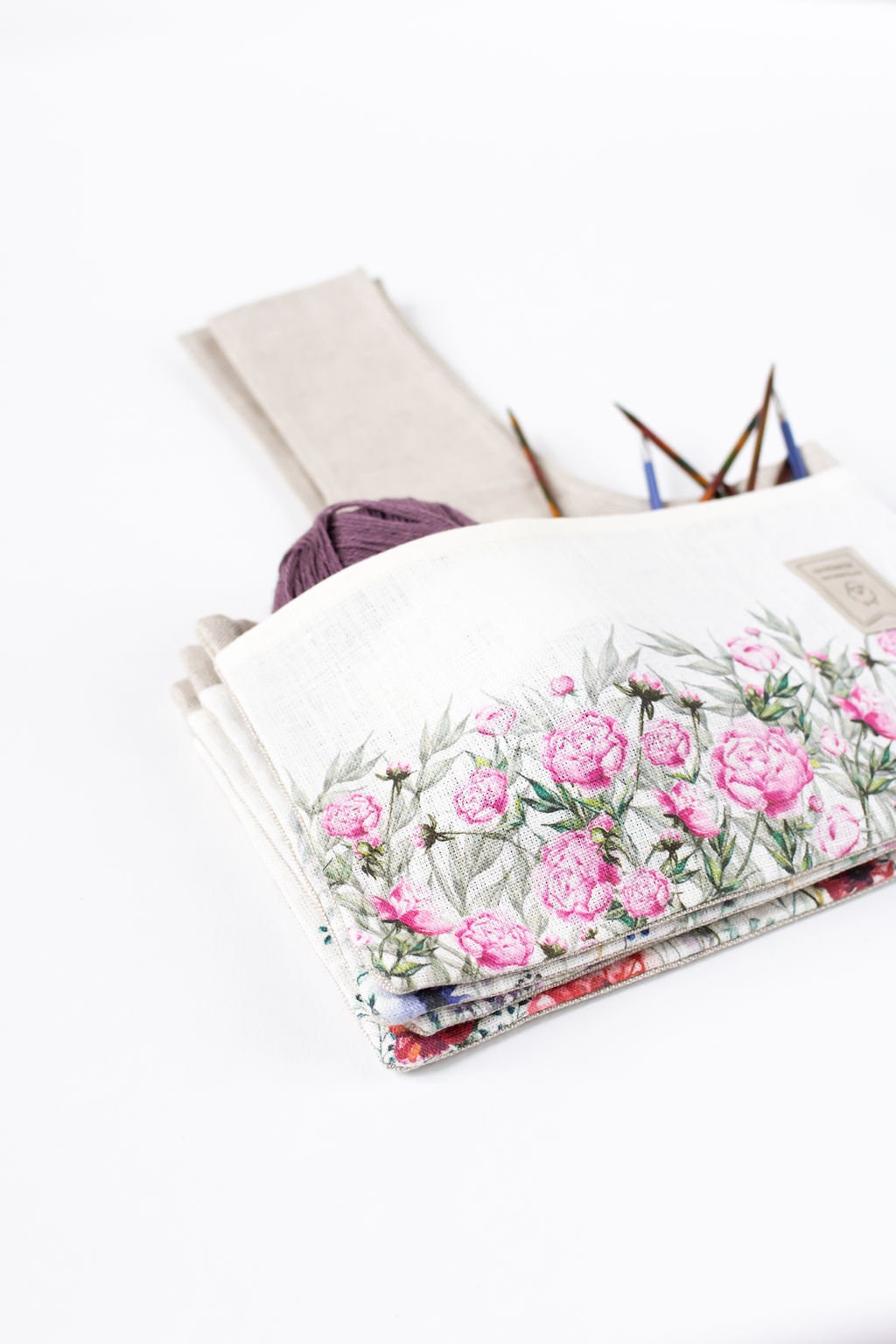 Knitter Project Bag Peony print. Special KnitterBag design.