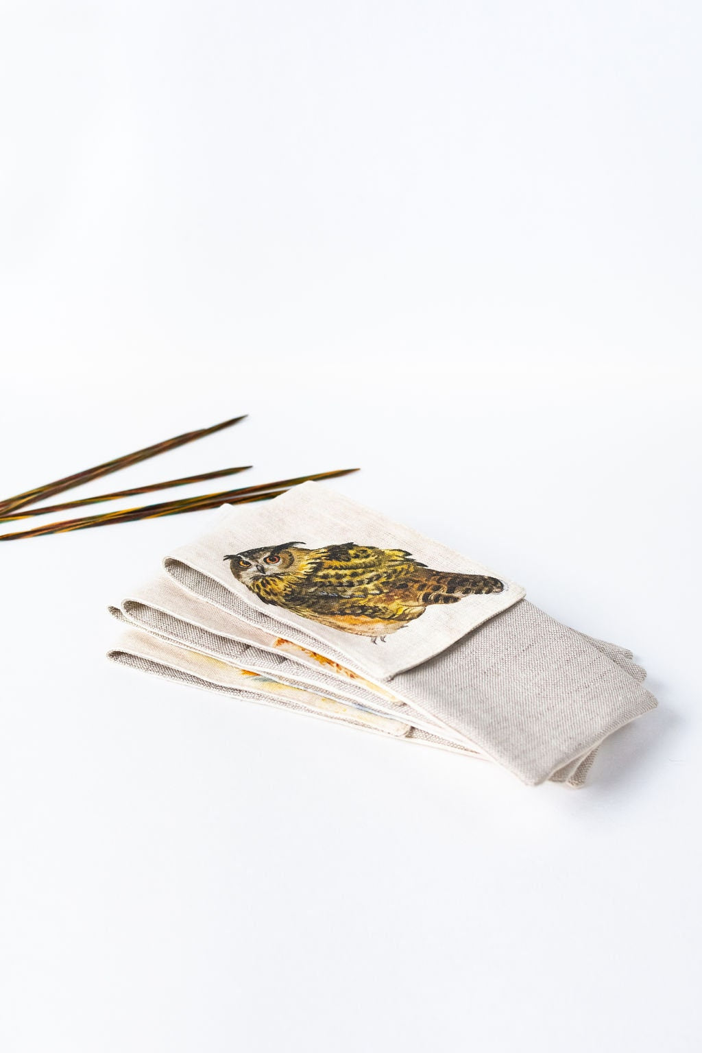 Needles, Crochets and Hooks Case. Knitting needle organizer case. Size: 4" x 9,2" (or 4" x 11"). Owl