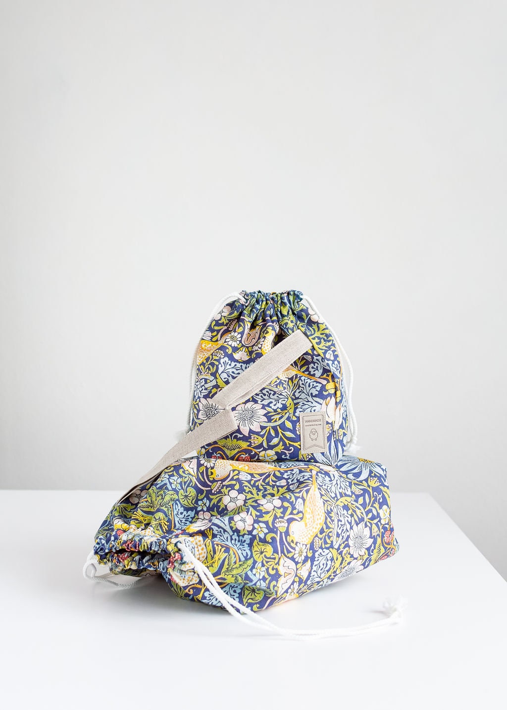 William Morris Strawberry Thief print, Linen project bag, Knitting needle holder,  Knitting Project Bag. Drawstring. Size Large.