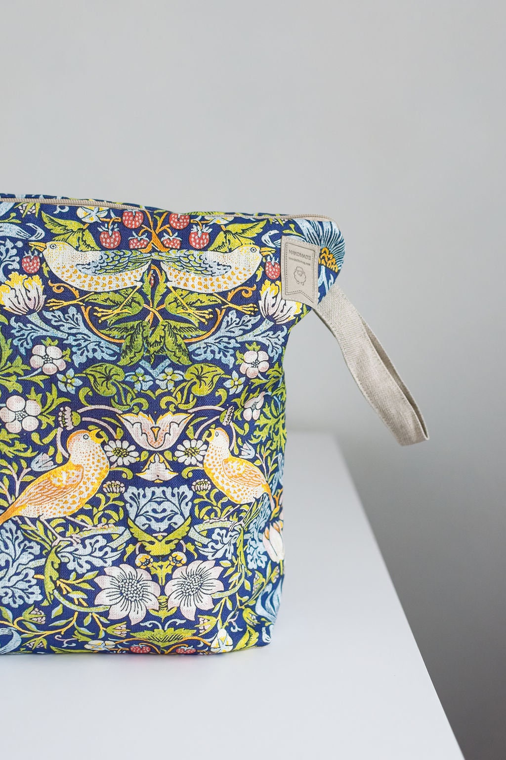 William Morris Strawberry Thief print bag. Large, Medium or Small Project Bag with zipper.