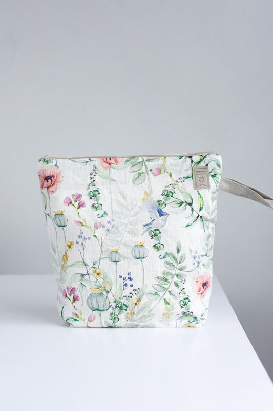 Meadow pattern project bag. Work in progress Project Bag with zipper. Yarn organizer