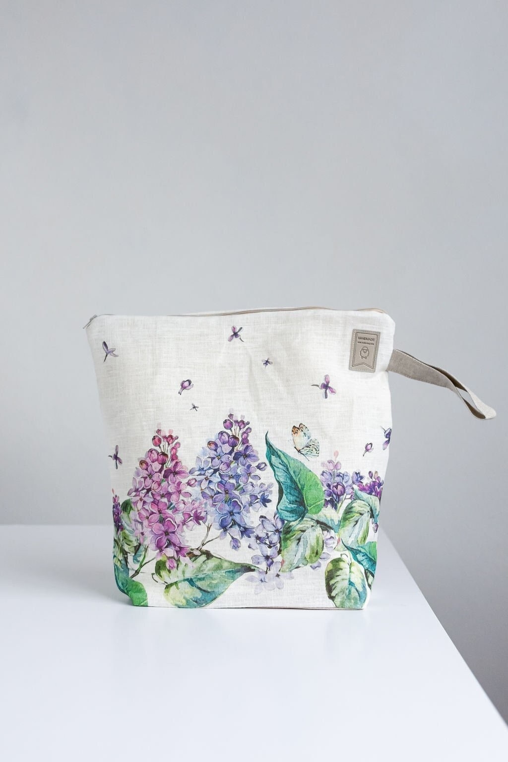 Work in progress Project Bag with zipper. Yarn organizer. Lilac Flowers print project bag.