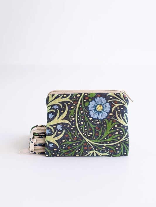 Small zip purse, small coin purse, sewing notions pouch, knitting pouch, William Morris, Seaweed print