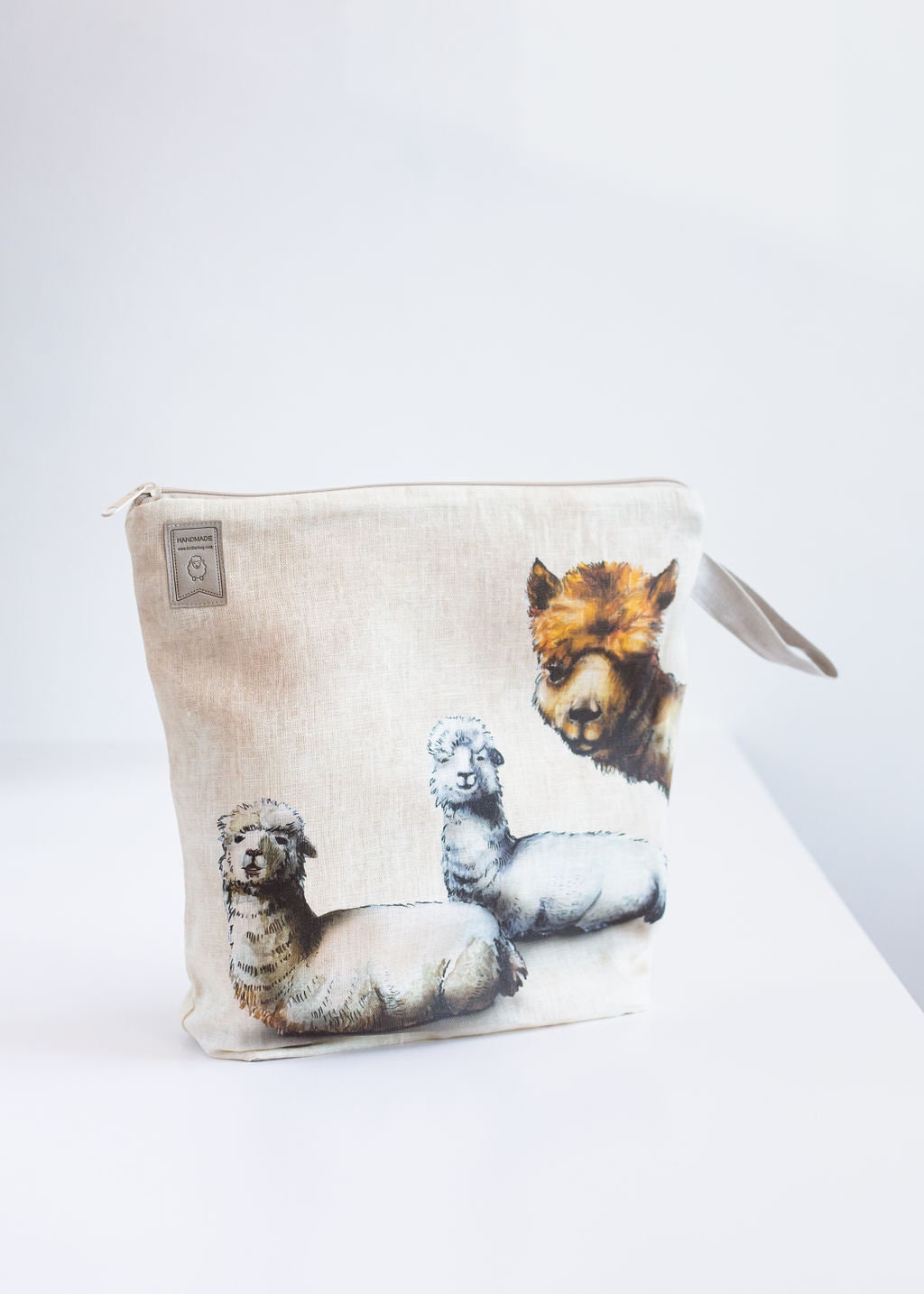 Project Bag with zipper. Alpaca print.