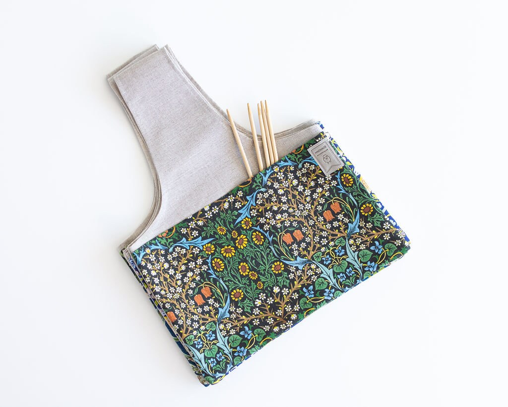 Knitting Project Bag with William Morris Blackthorn print. Sizes Large and small.