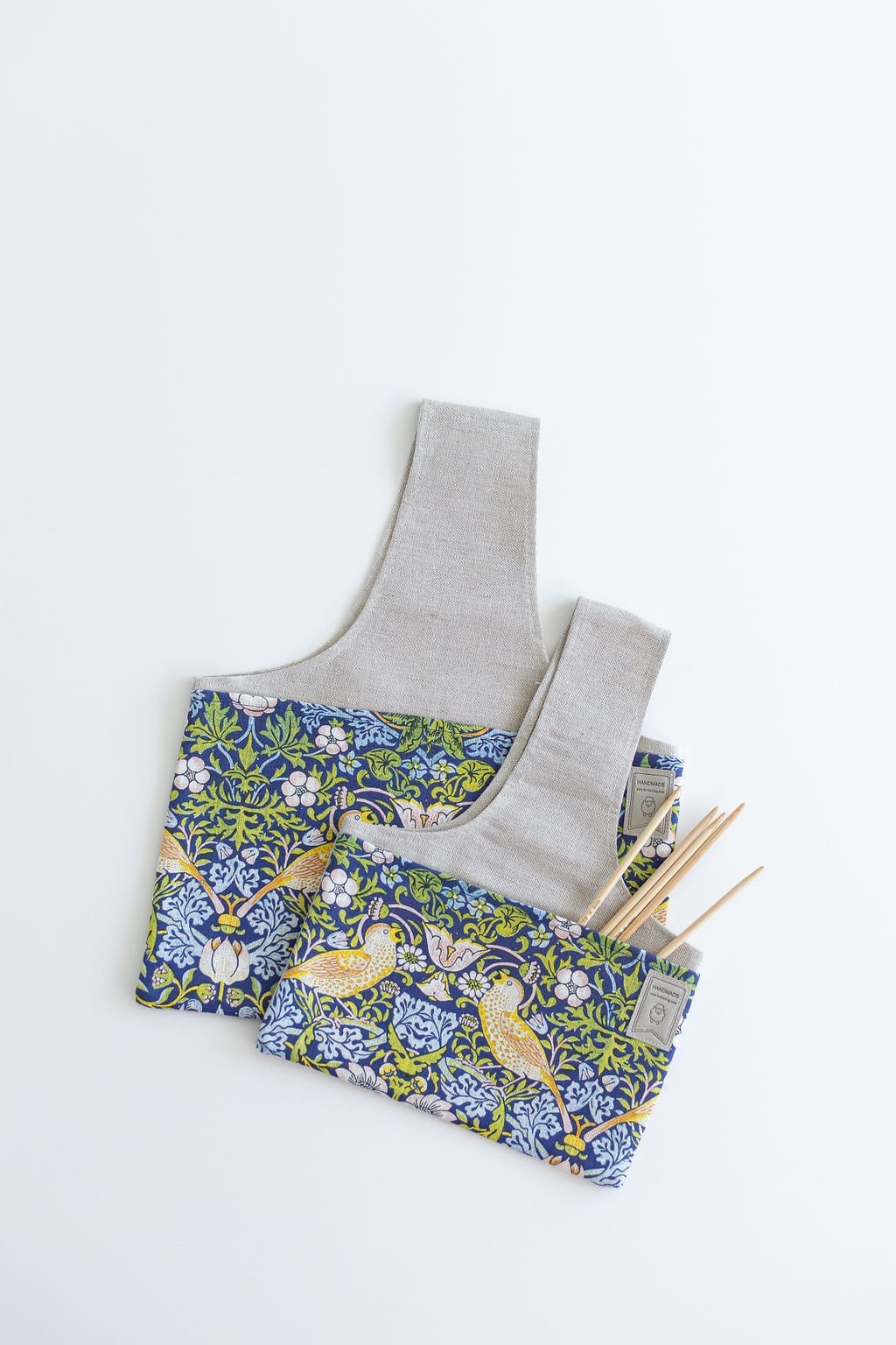 Knitting Project Bag with William Morris Strawberry Thief print. Sizes Large and small.