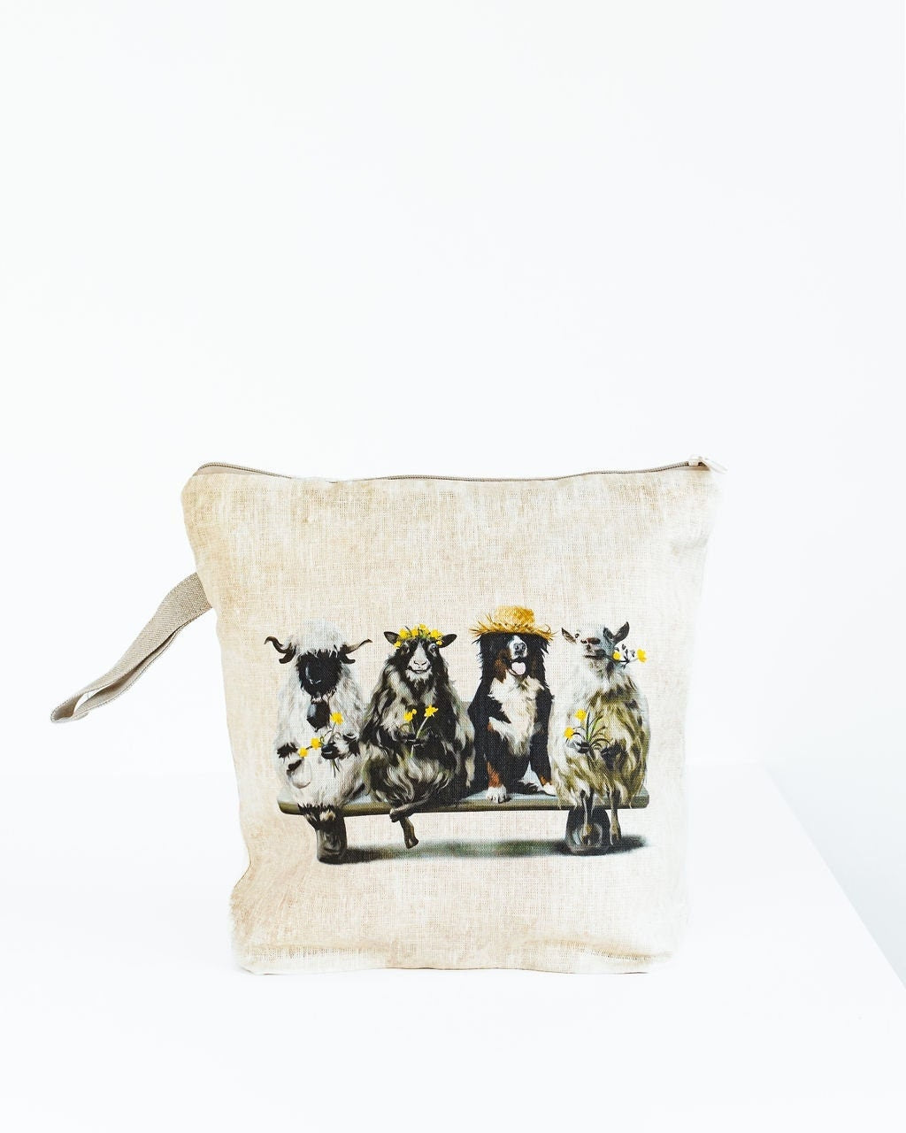 Project Bag with zipper. Yarn organizer with Sheep company print
