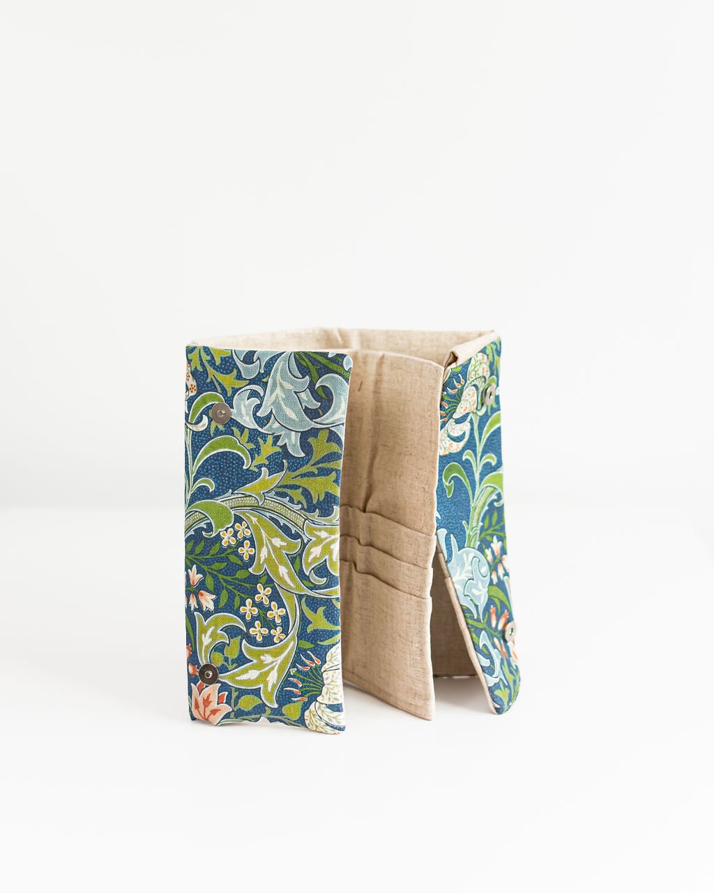 William Morris, Golden Lily print Stylish Case for Crochet Hooks - 21 Pockets for Circular Needles & 24 for Socks Needles