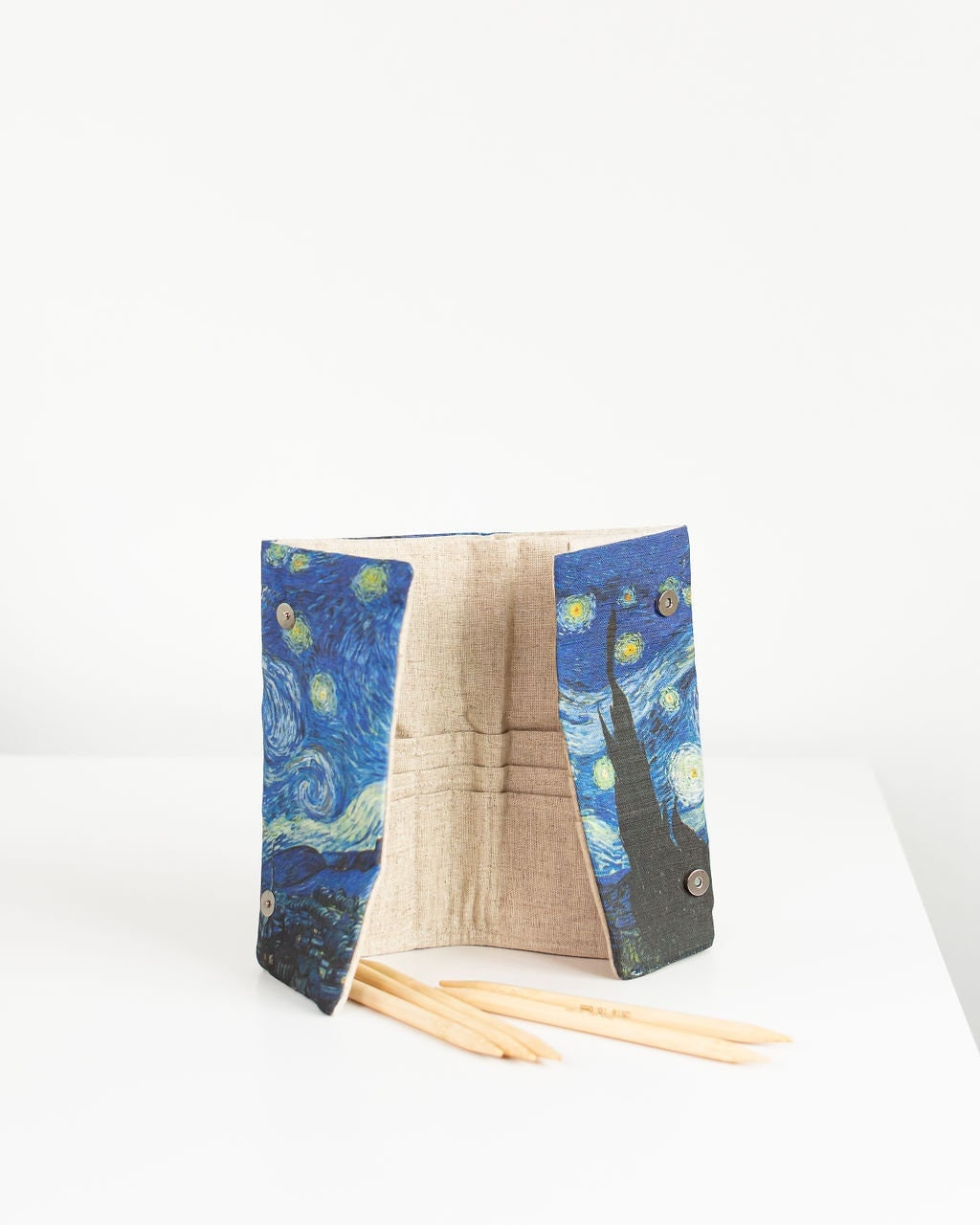 Vincent van Gogh Starry night print Stylish Case for Crochet Hooks - 21 Pockets for Circular Needles & 24 for Socks Needles