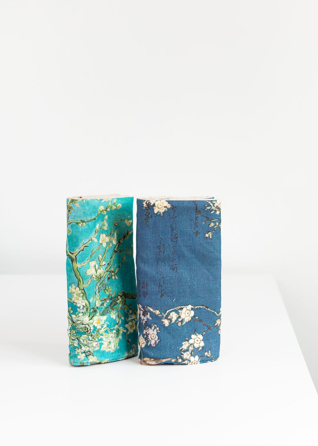 Needles, Crochets, Hooks Case with Weeping Cherry by Katsushika Hokusai print.  Inside 21pockets-circle &24socks needles. unique needle case