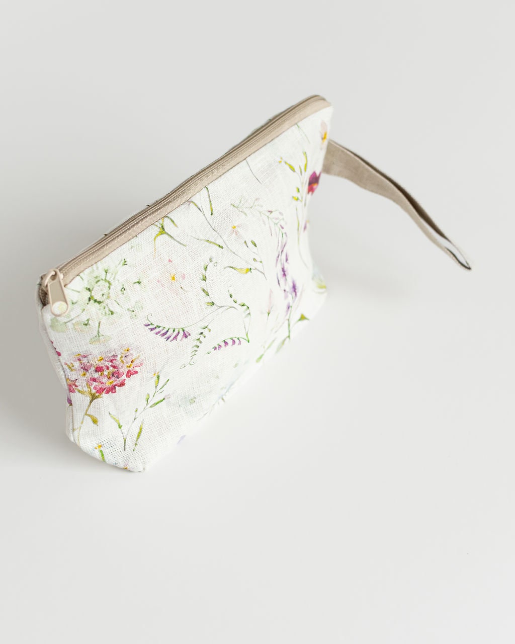 Wristlet pouch with Meadow print fabric