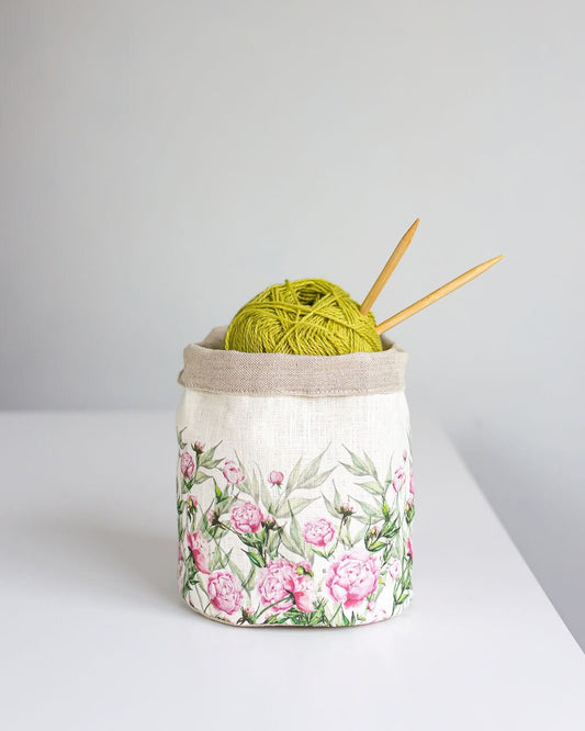 Storage basket with Peony print.