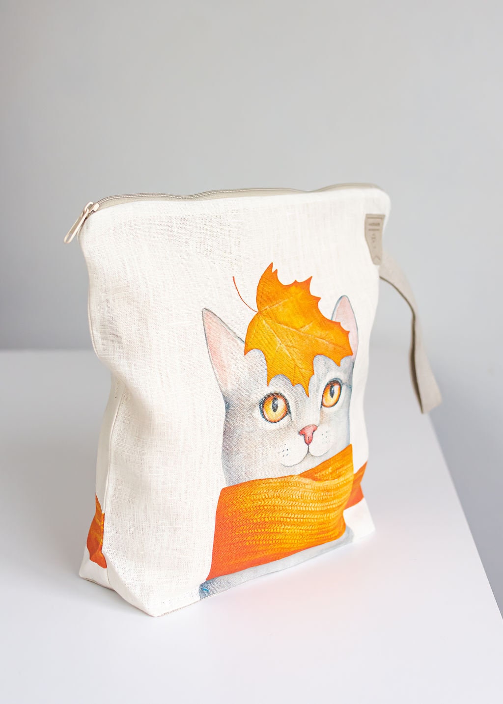 Project bag with zipper. Bag with cat print. Yarn organizer
