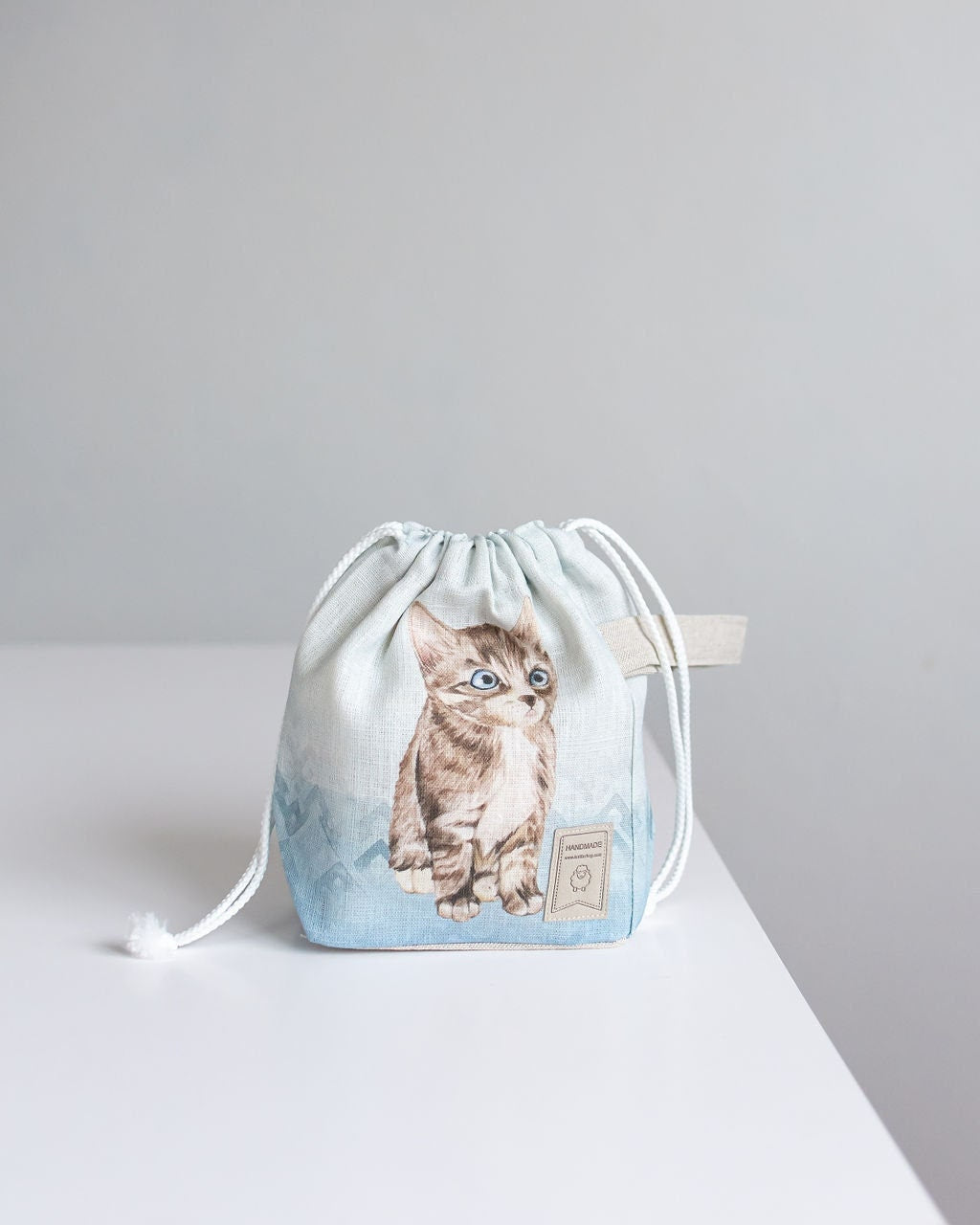 WIP Project Bag with Knitter with Cat print and blue background