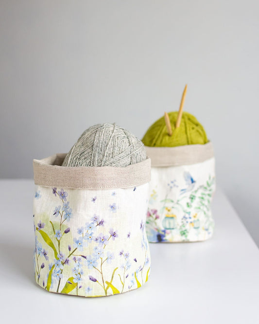Storage basket with Not Forgotten Flowers print.
