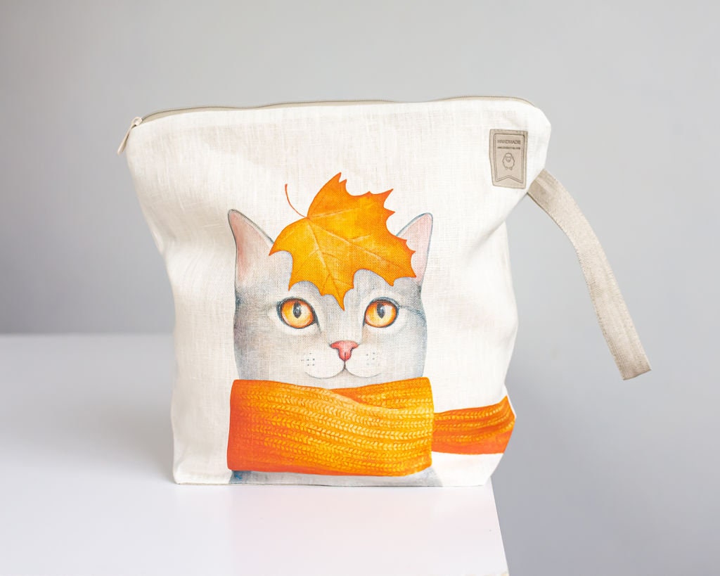 Project bag with zipper. Bag with cat print. Yarn organizer