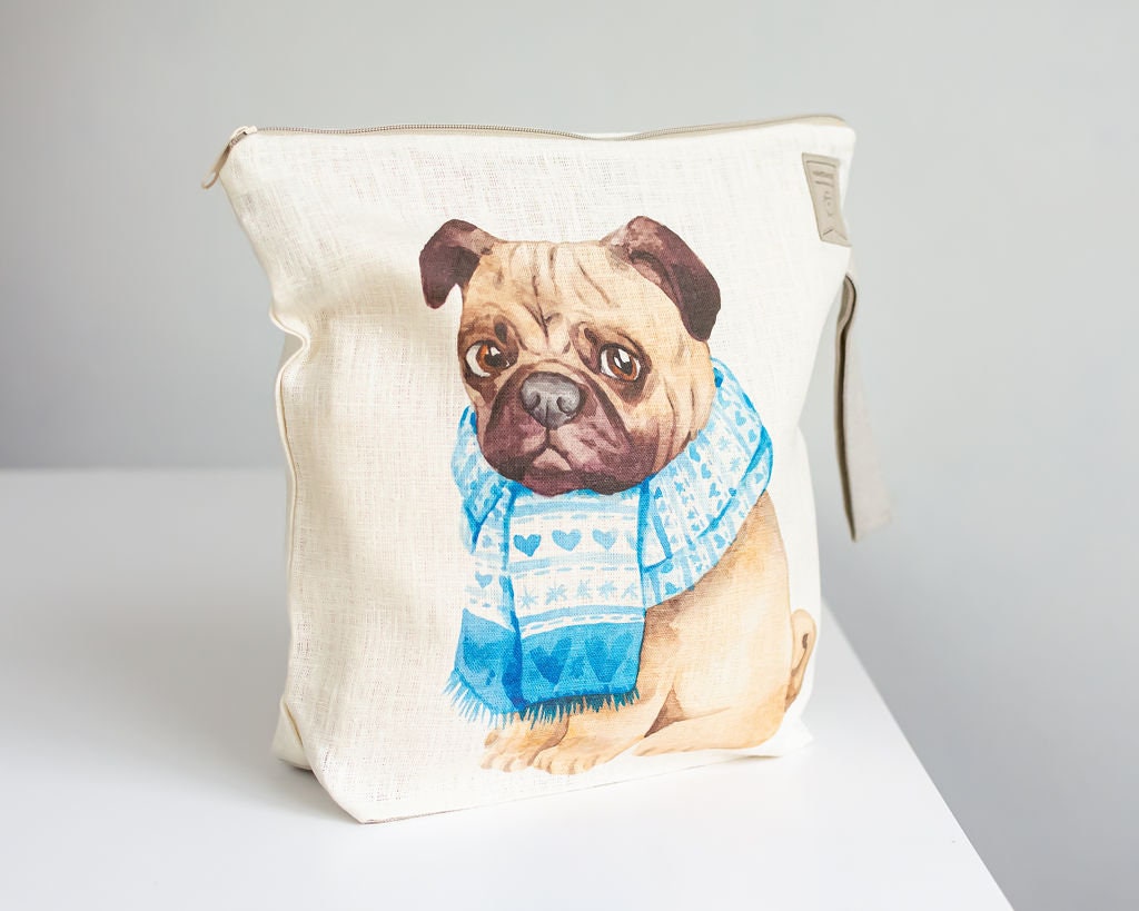 Project bag with zipper. Bag with bulldog print. Yarn organizer