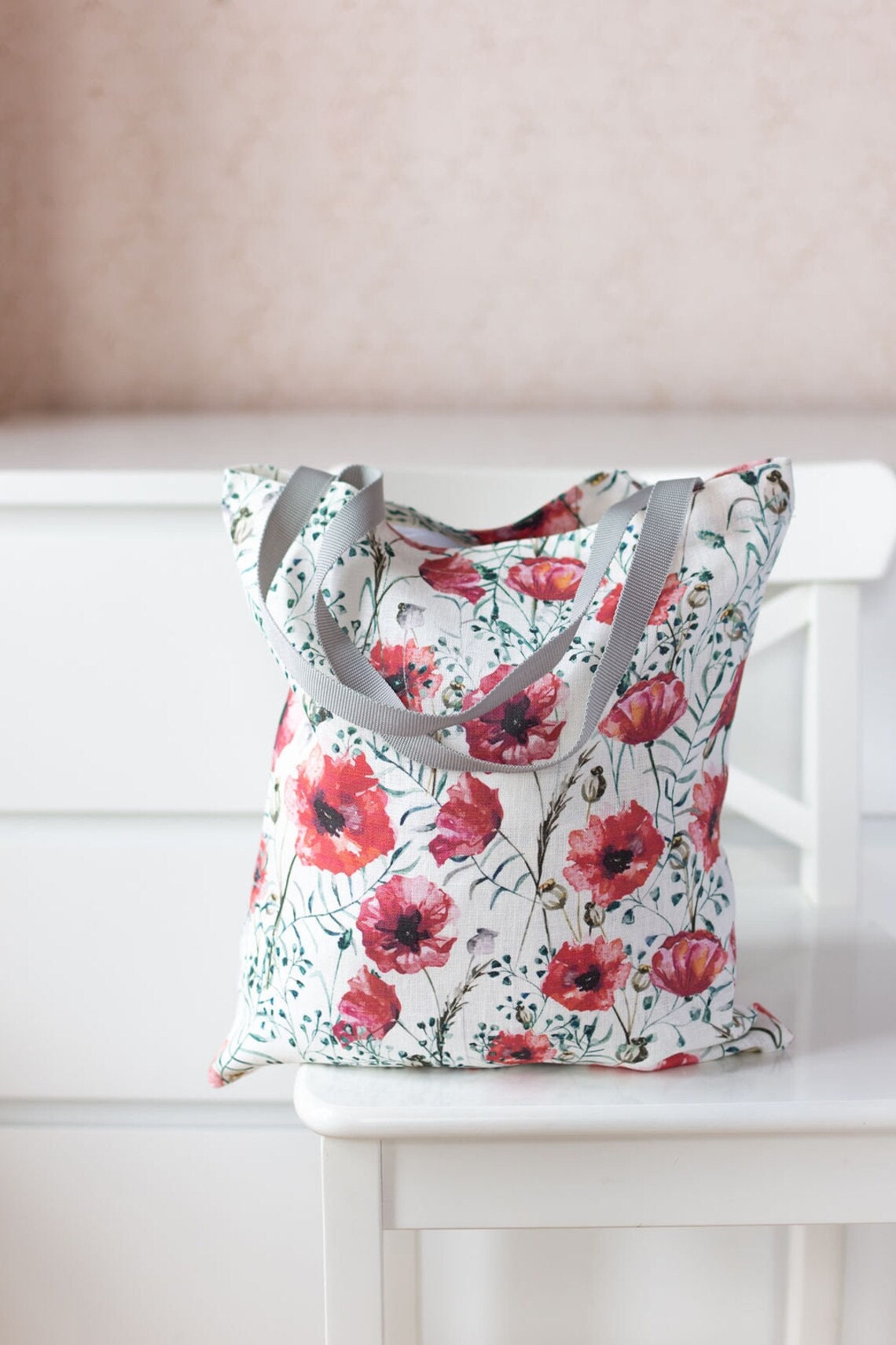 Meadow flowers print bag. Shopping tote bag.