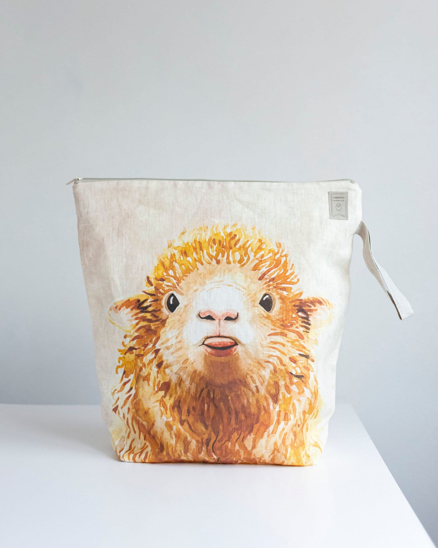 Project Bag with zipper and Sheep print.