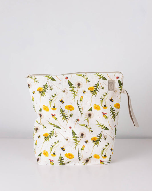Project bag with Dandelions print. Work in progress Project Bag with zipper. Yarn organizer