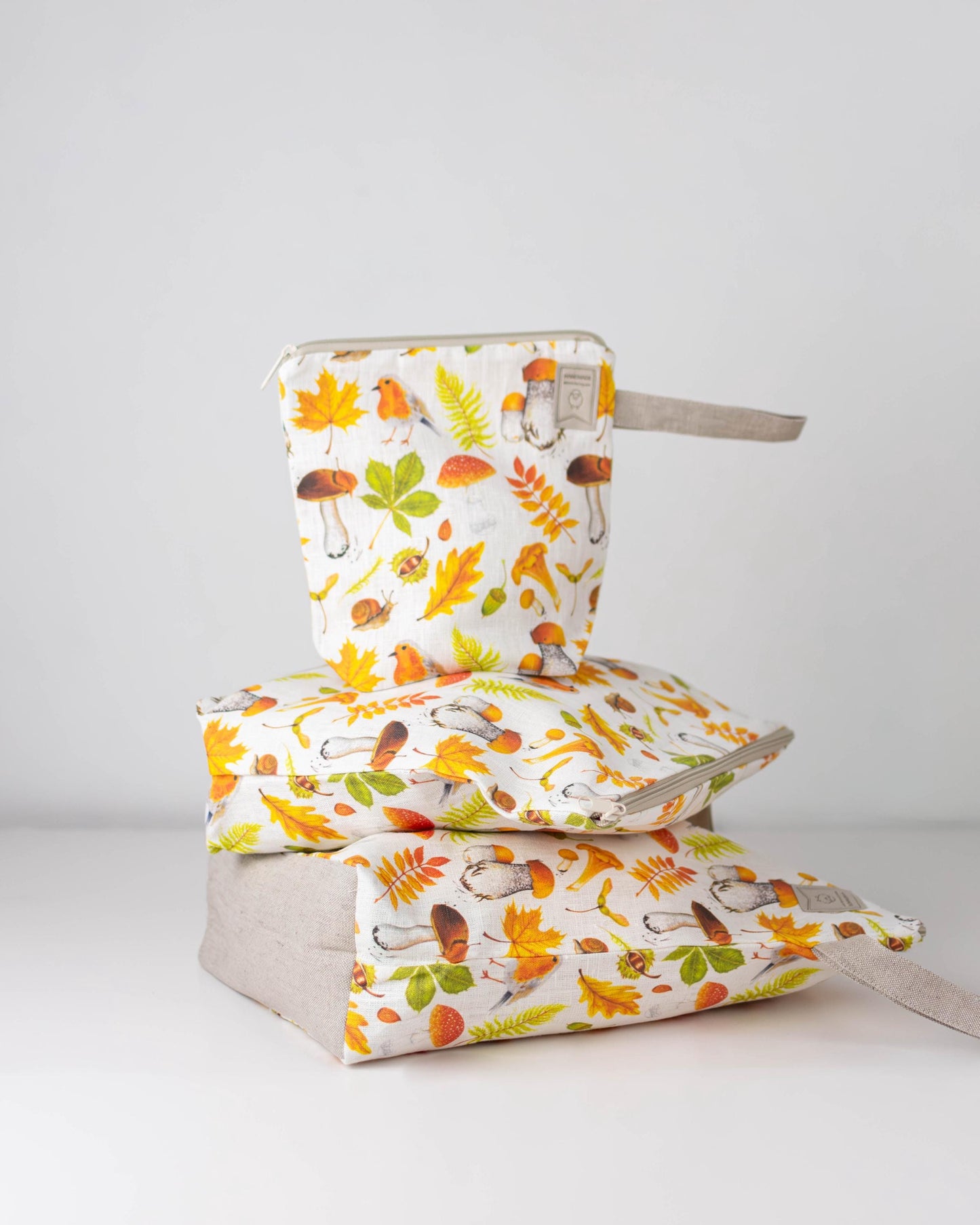 Project bag with mushrooms print. Work in progress Project Bag with zipper. Yarn organizer