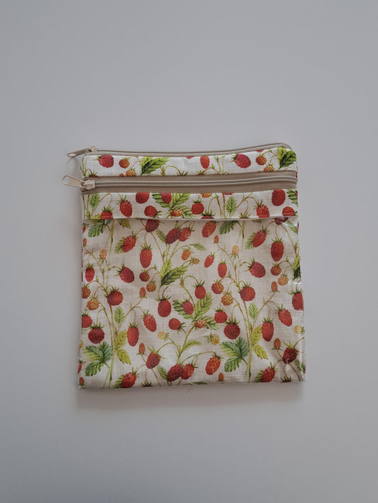 Embroidery project bag with strawberries. Stitch Project bag for Embroidery. Storage Travel Hand Sewing Projects. Sizes 13x11 or 8x9inches