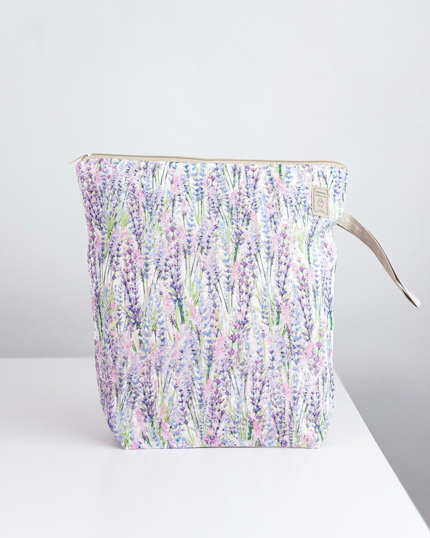 Lavender flowers print project bag. Work in progress Project Bag with zipper. Yarn organizer