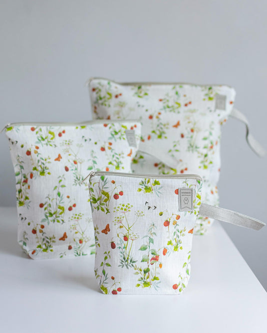Work in progress Project Bag with zipper with Strawberry print Sizes Small, Medium, Large.